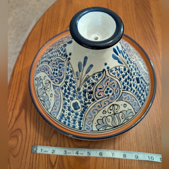 Williams Sonoma Handcrafted Blue/White Tunisian Tagine - Picture 2 of 11